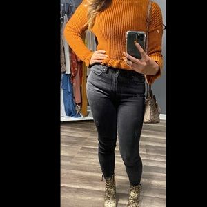 Burnt Orange Sweater 🍊